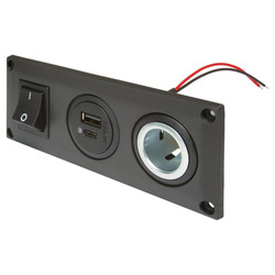 Pro Car Wbudowane gniazdo POWER 12V/24V czarne z płytą montażową