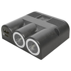 Pro Car Potrójne gniazdo natynkowe 12V Typ 3 3000mA czarne