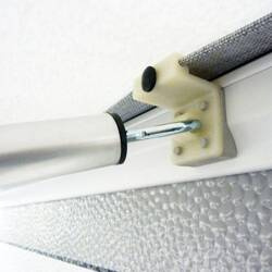 Zaczep Vario Clip do montażu przedsionka w przyczepie Hobby